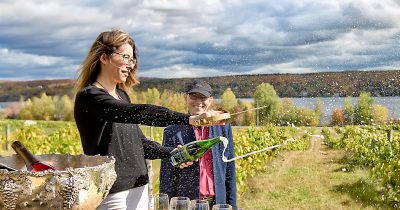 L'art du sabrage au cœur des vignes